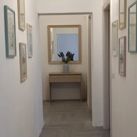 Timo E Lavanda Appartement *